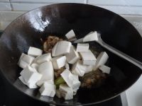 鲶鱼炖豆腐的做法步骤9