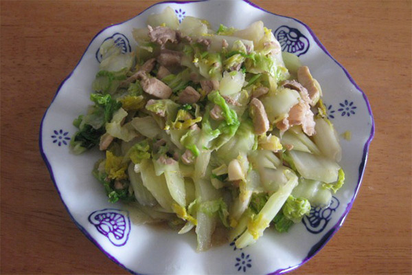白菜做法 白菜炒肉的家常做法