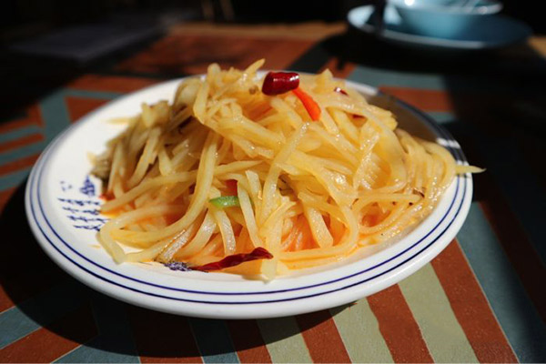 酸辣土豆丝的家常做法 酸辣土豆丝怎么炒