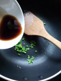 浇汁煎蛋的做法步骤7