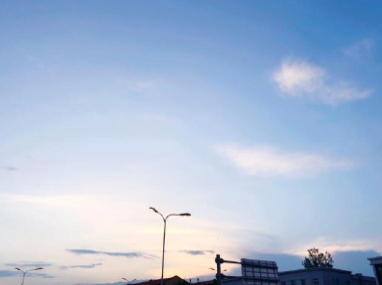 广东今明以晴热天气为主 部分地区将现极端高温39℃