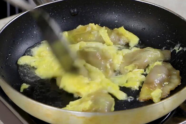 怎么做水煎饺好吃 水煎饺怎么包