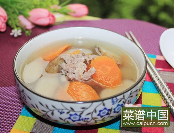 胡萝卜牛蒡瘦肉汤