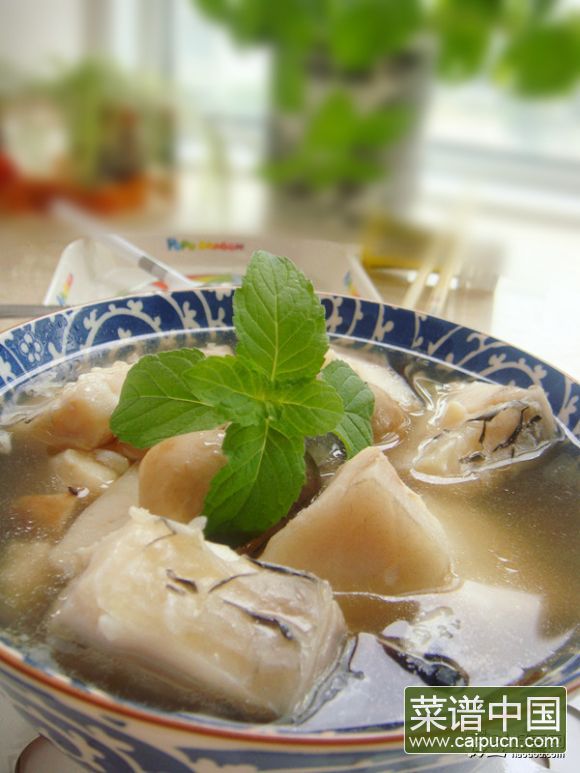 草菇青鱼汤