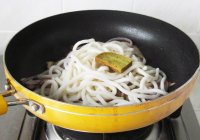 咖喱乌冬面的做法步骤7