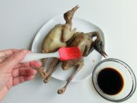 桂花熏乳鸽的做法步骤7