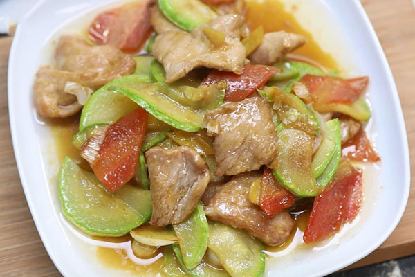 西葫芦炒肉的做法 西葫芦炒肉怎么炒