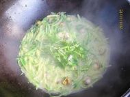 萝卜丝煮贝肉的做法步骤7