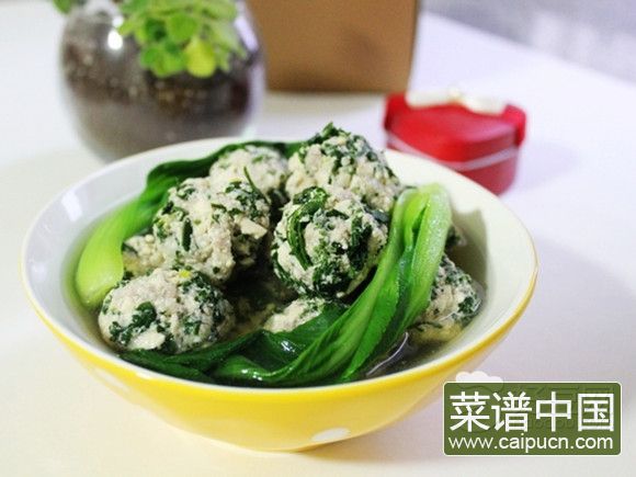 荠菜豆腐丸子汤
