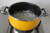 咖喱乌冬面的做法步骤3