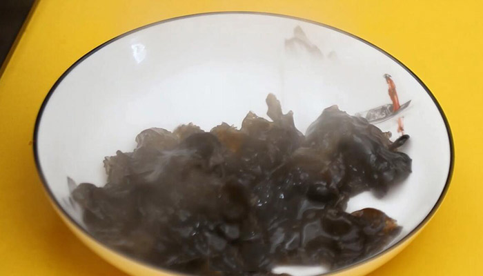 木耳怎么凉拌好吃 凉拌木耳的家常做法