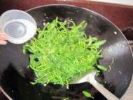 蒜泥空心菜的做法步骤3