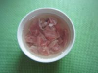 红枣阿胶瘦肉汤的做法步骤2
