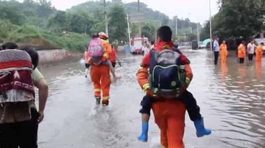水利部继续发布洪水橙色预警 长江中游干水位涨至42.65米