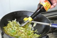 韭黄炒鸡蛋的做法步骤7
