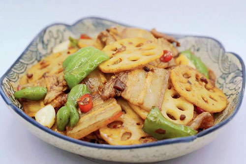 香锅莲藕五花肉的做法 香锅莲藕五花肉怎么做好吃