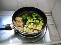 酸豆角蒜豉水面筋的做法步骤6