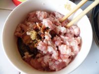 猪肉芽菜臊子的做法步骤4