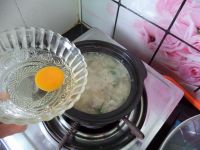 窝蛋牛肉粥的做法步骤8