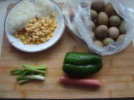 蛋包饭的做法步骤1