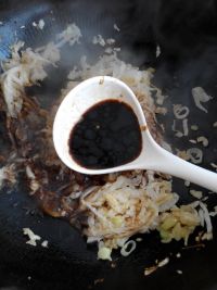 牛肉酸菜汤面的做法步骤6