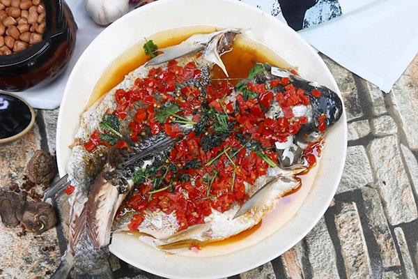 剁椒草鱼的做法 家常剁椒草鱼怎么做