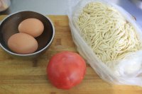 西红柿鸡蛋拌面的做法步骤1
