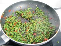 剁椒豇豆碎的做法步骤6