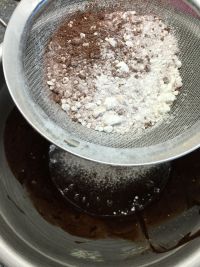核桃布朗尼的做法步骤9