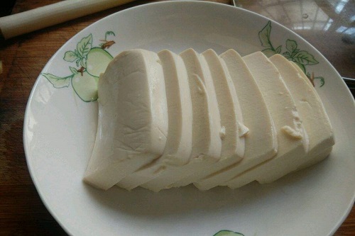 皮蛋豆腐的做法 家常皮蛋豆腐怎么做简单