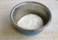 无糖酥皮月饼的做法步骤1