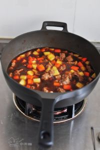 土豆烧牛肉盖浇饭的做法步骤8