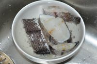 脆煎银鳕鱼的做法步骤1