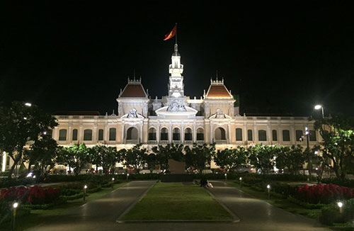胡志明纪念堂开放时间是多少