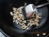 平菇炒肉的做法步骤7