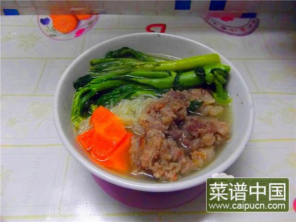 时蔬肉丸汤米粉