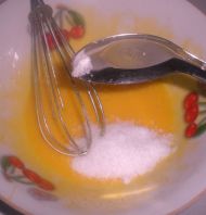 电饭锅版蛋糕的做法步骤8