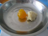 广式莲蓉蛋黄月饼的做法步骤8
