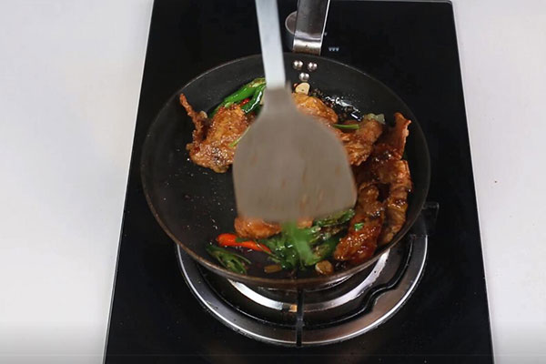 香酥草鱼的做法 家常香酥草鱼怎么做