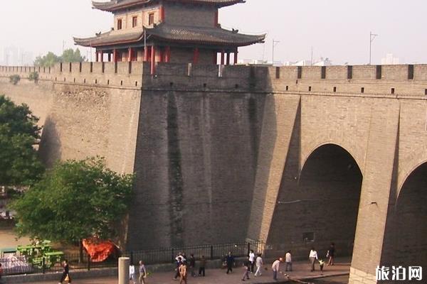 西安明城墙怎么玩 西安明城墙游玩攻略(开放时间+门票价格+注意事项)