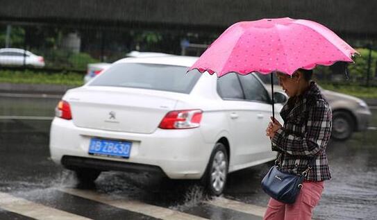 未来三天福建强降雨依旧在线 福州白天气温跌至18℃