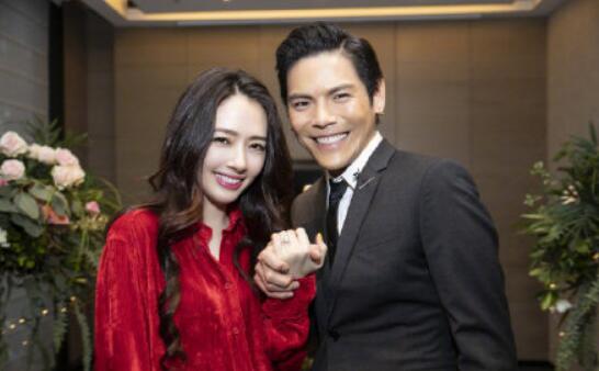 向佐郭碧婷婚礼失窃案是怎么回事 向佐郭碧婷婚礼上女嘉宾丢千万珠宝