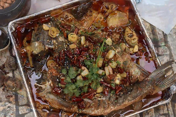 万州烤鱼的正宗做法 怎么做万州烤鱼