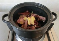 腊味香芋煲的做法步骤8