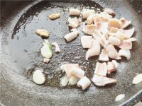 青椒炒鱿鱼的做法步骤7