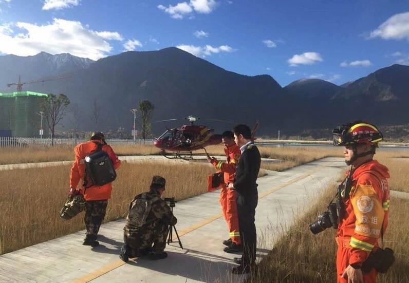 注意啦！西藏启动应急预案 直升机勘察地震灾情