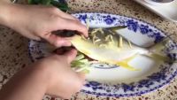 清蒸鲳鱼的做法步骤2