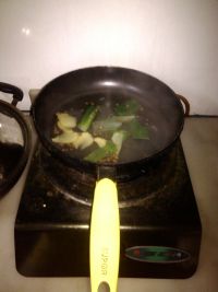 炸肉丸的做法步骤4