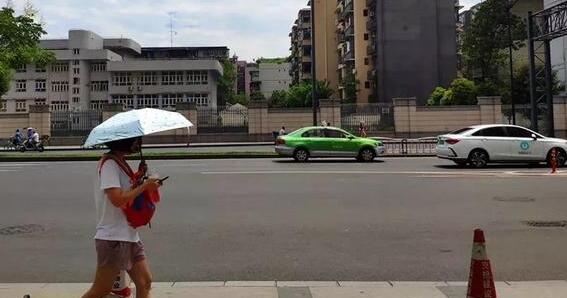 成都发布第9号高温橙色预警 今年6月四川气温偏高0.5-1.0℃