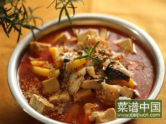 老豆腐鲢鱼煲
